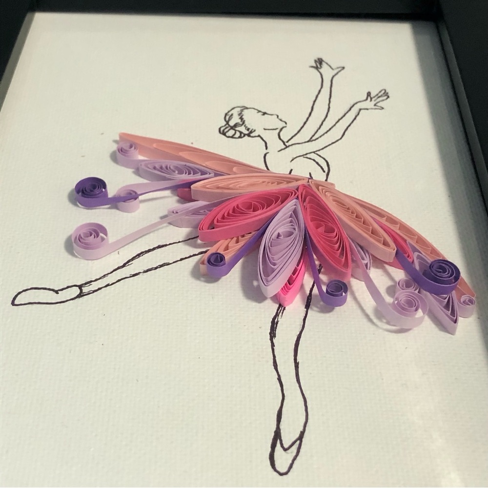 Handmade Quilled Art Ballerina framed pink purple 6 x 8 Quilling - Picture 4 of 11